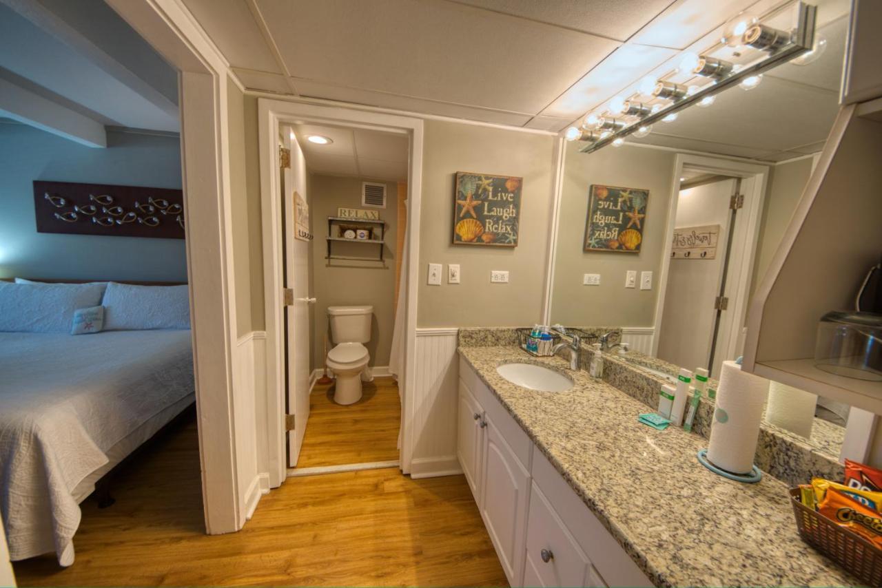 Waterway View Studio 2 W/ Pool, 1 Mile To Wrightsville Beach Wilmington Ngoại thất bức ảnh